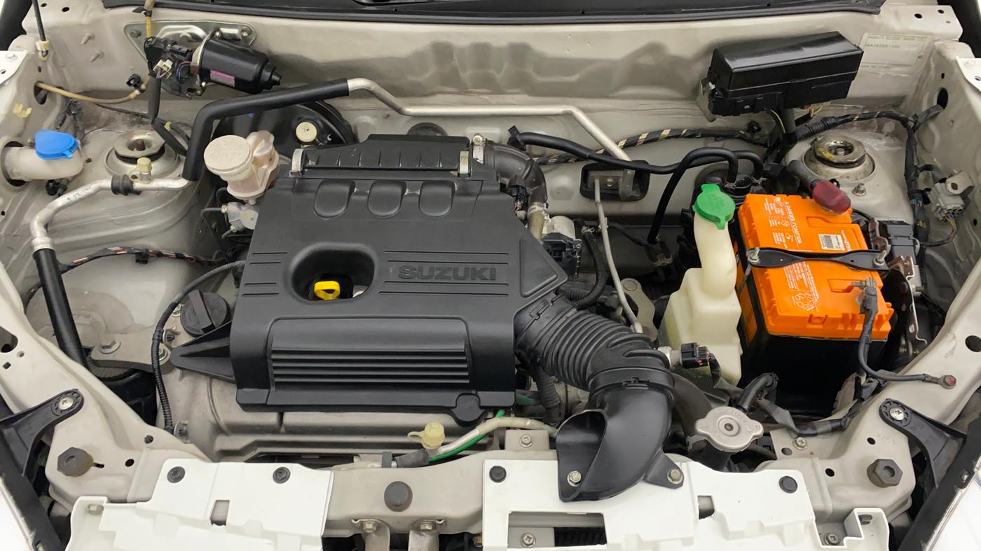 2014 Maruti Alto K10 VXI P, Petrol, Manual, 40,598 km, Engine Bonet View