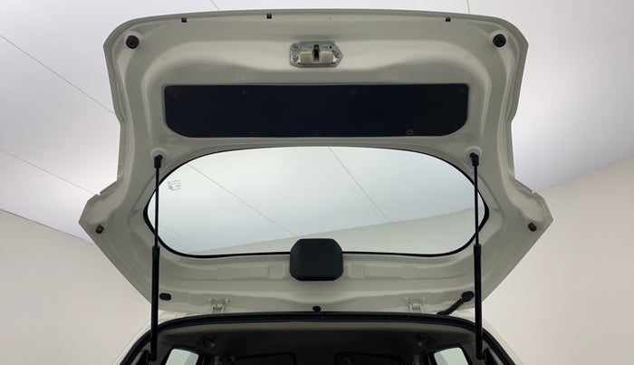 2014 Maruti Alto K10 VXI P, Petrol, Manual, 40,598 km, Boot Door Open