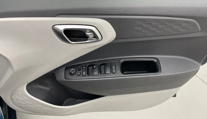 2019 Hyundai GRAND I10 NIOS SPORTZ 1.2 AT, Petrol, Automatic, 27,276 km, Driver Side Door Panels Control