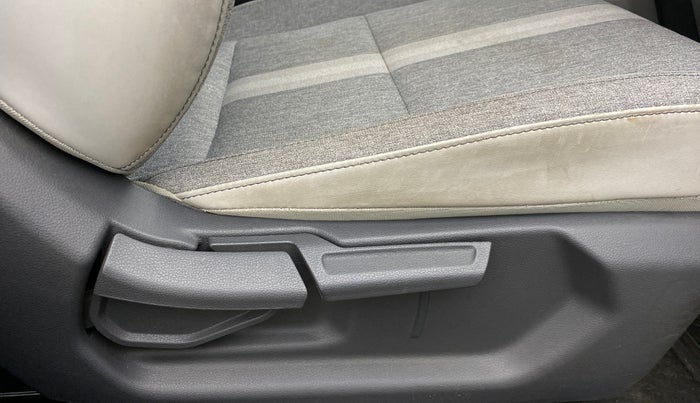 2019 Hyundai GRAND I10 NIOS SPORTZ 1.2 AT, Petrol, Automatic, 27,276 km, Driver Side Adjustment Panel