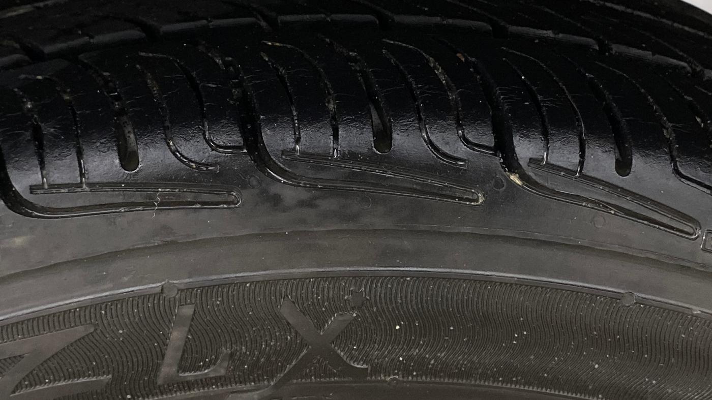 2017 Maruti Alto K10 VXI (O) AMT, Petrol, Automatic, 51,179 km, Right Rear Tyre Tread