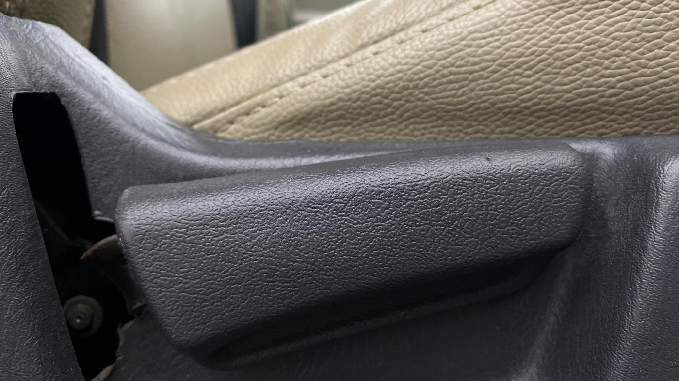 2017 Maruti Alto K10 VXI (O) AMT, Petrol, Automatic, 51,179 km, Driver Side Adjustment Panel