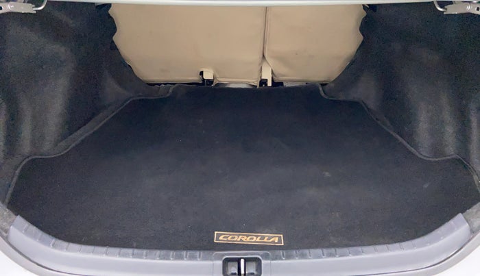 2015 Toyota Corolla Altis VL AT, Petrol, Automatic, 51,328 km, Boot Inside View