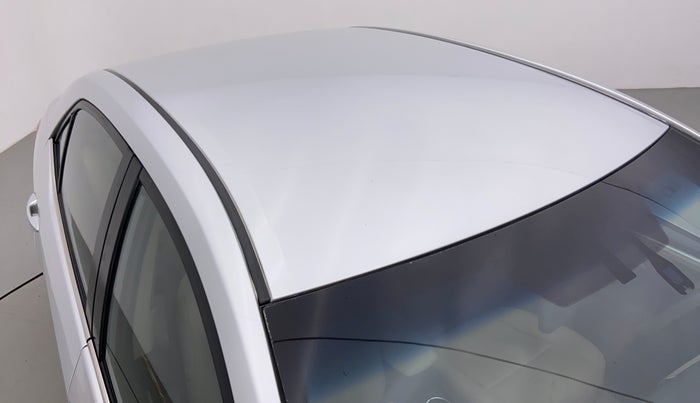 2015 Toyota Corolla Altis VL AT, Petrol, Automatic, 51,328 km, Roof/Sunroof view