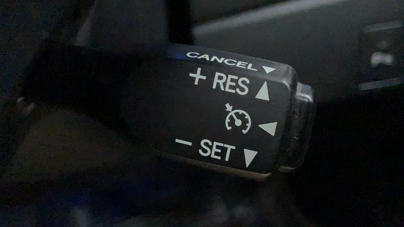 2015 Toyota Corolla Altis VL AT, Petrol, Automatic, 51,328 km, Cruise Control