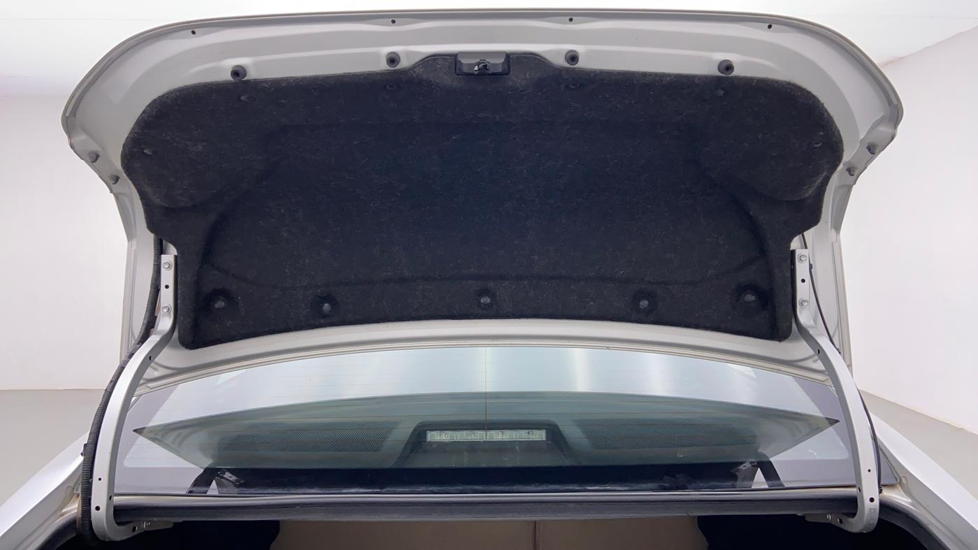 2015 Toyota Corolla Altis VL AT, Petrol, Automatic, 51,328 km, Boot Door Open