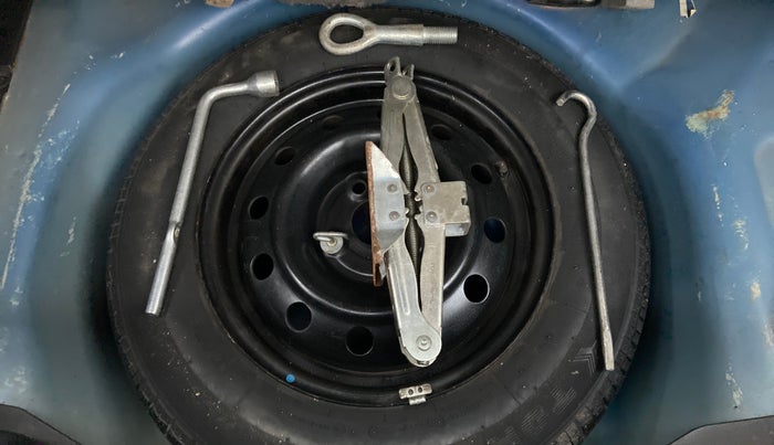 2014 Maruti Swift VXI, Petrol, Manual, 52,507 km, Spare Tyre
