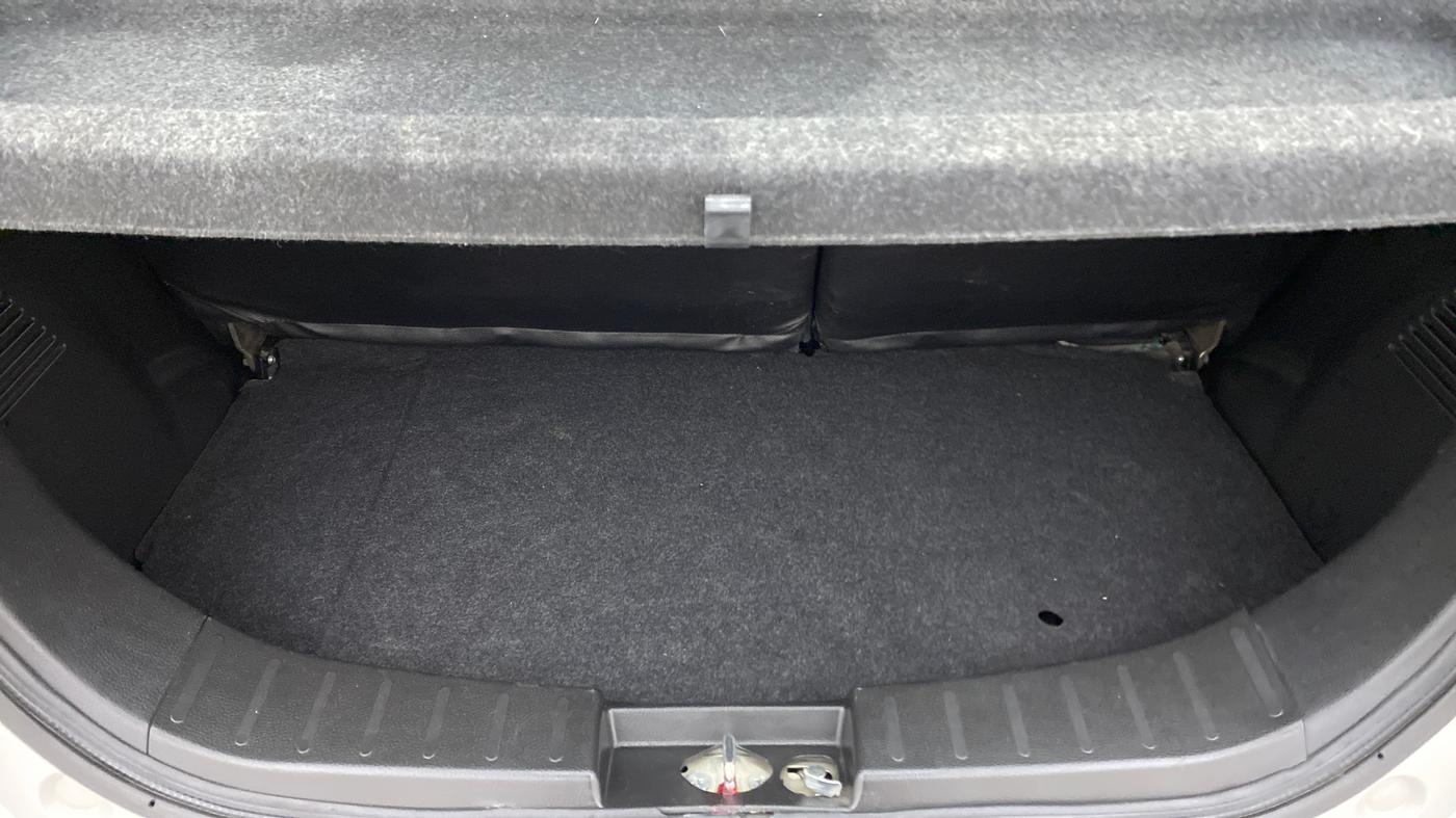 2015 Maruti Wagon R 1.0 VXI, Petrol, Manual, 49,865 km, Boot Inside