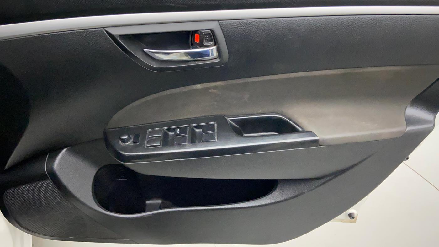 2015 Maruti Swift VDI ABS, Diesel, Manual, 64,811 km, Driver Side Door Panels Control