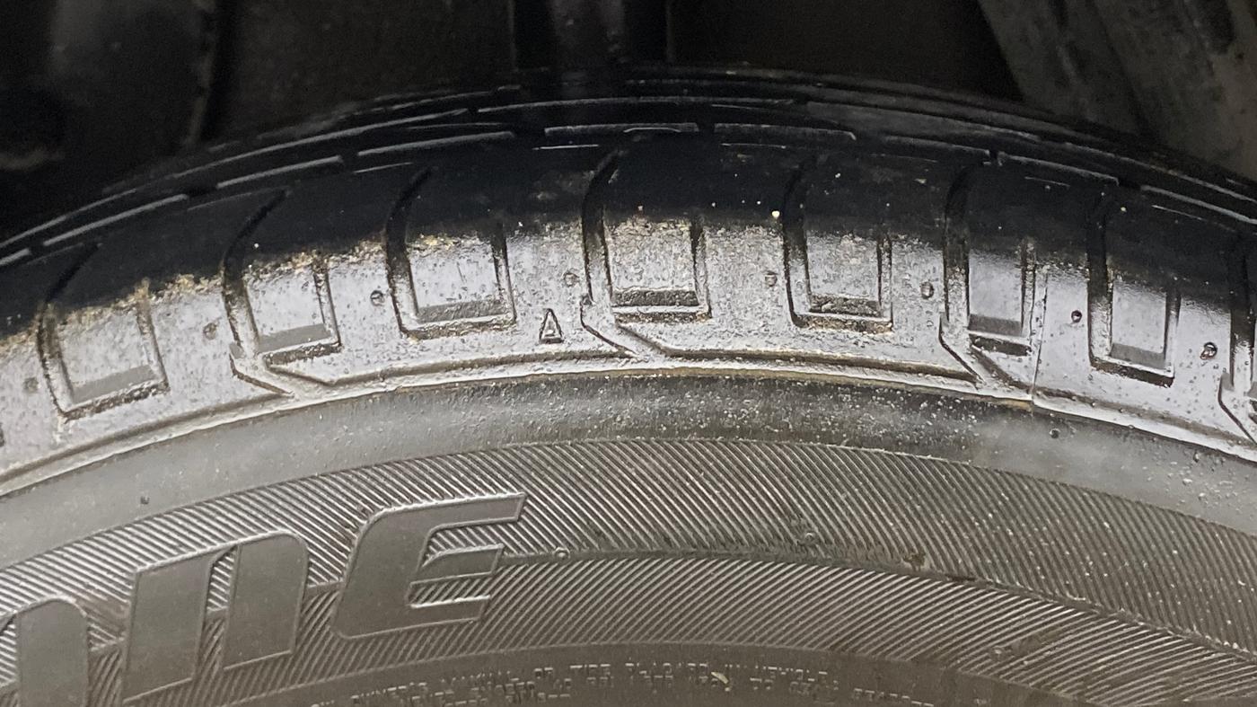 2021 Renault Duster RXS 1.3 TURBO PETROL MT, Petrol, Manual, 60,942 km, Right Rear Tyre Tread