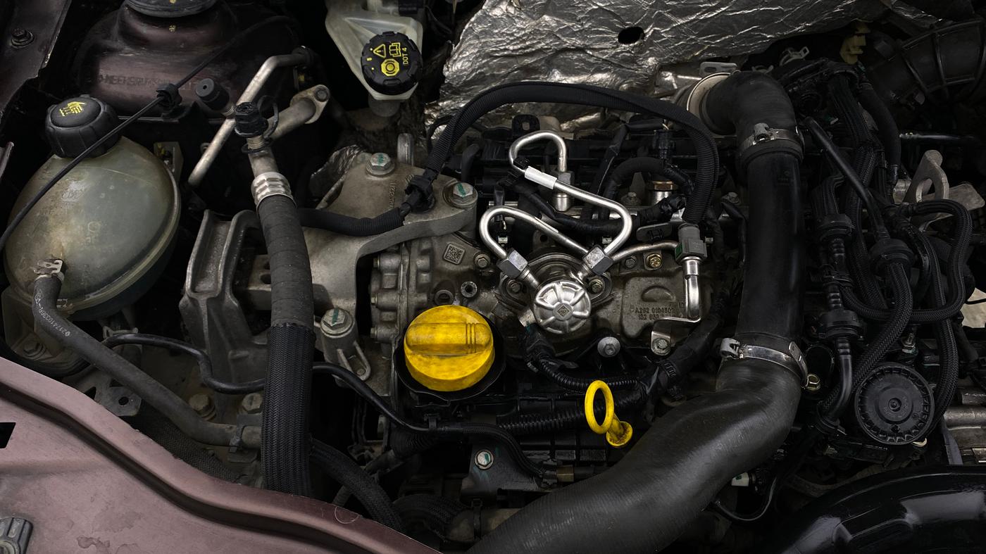 2021 Renault Duster RXS 1.3 TURBO PETROL MT, Petrol, Manual, 60,942 km, Engine View - Right