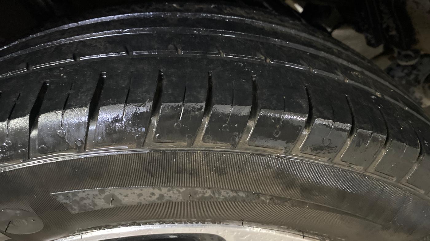 2021 Renault Duster RXS 1.3 TURBO PETROL MT, Petrol, Manual, 42,060 km, Right Rear Tyre Tread