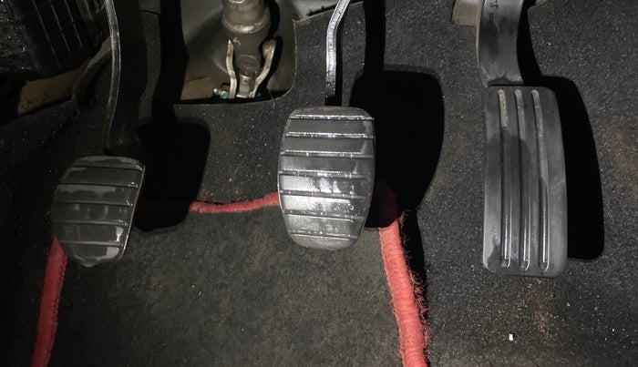 2021 Renault Duster RXS 1.3 TURBO PETROL MT, Petrol, Manual, 42,060 km, Pedals