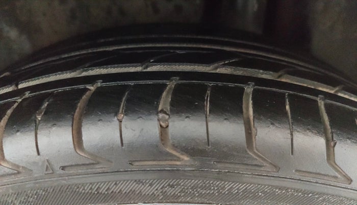 2016 Maruti Ciaz ZXI+ AT, Petrol, Automatic, 84,709 km, Left Rear Tyre Tread