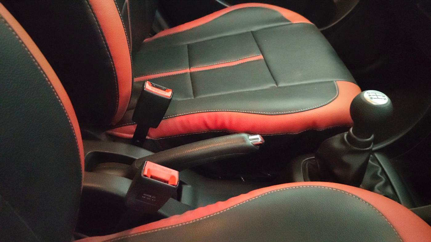 2013 Maruti Swift VXI, Petrol, Manual, 63,198 km, Gear Lever