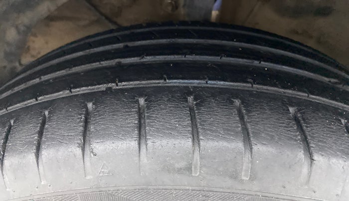 2017 Maruti Baleno ALPHA PETROL 1.2, Petrol, Manual, 58,483 km, Left Front Tyre Tread