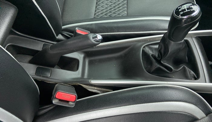 2017 Maruti Baleno ALPHA PETROL 1.2, Petrol, Manual, 58,483 km, Gear Lever