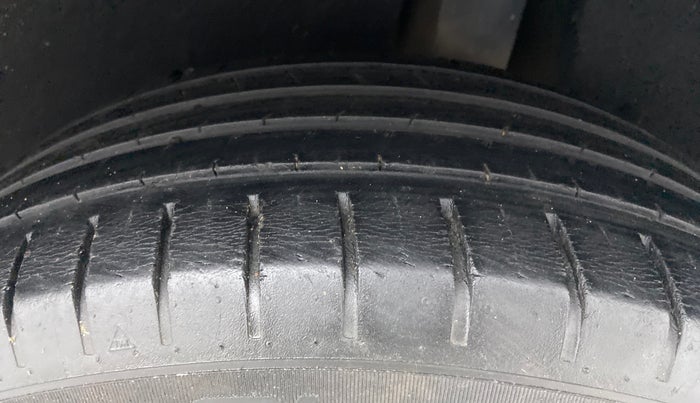 2017 Maruti Baleno ALPHA PETROL 1.2, Petrol, Manual, 58,483 km, Left Rear Tyre Tread