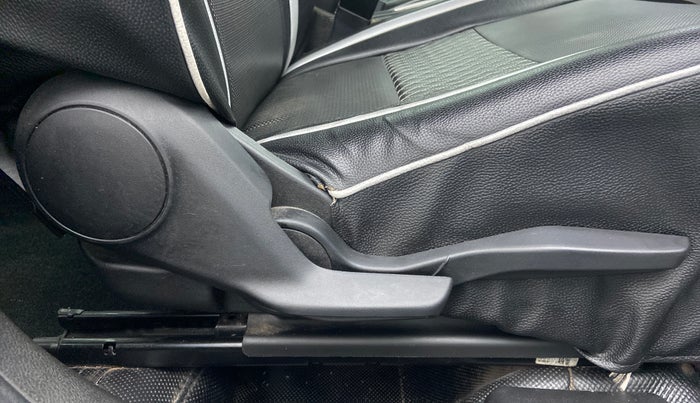 2017 Maruti Baleno ALPHA PETROL 1.2, Petrol, Manual, 58,483 km, Driver Side Adjustment Panel