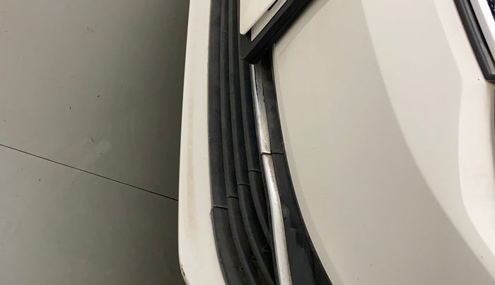 2017 Volkswagen Polo GT TSI AT, Petrol, Automatic, 1,04,094 km, Front bumper - Chrome strip damage