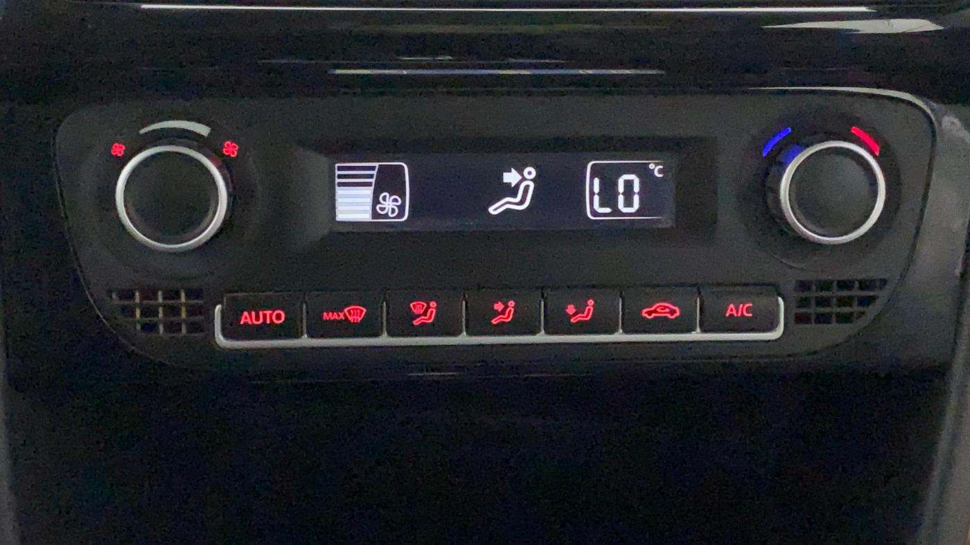 2017 Volkswagen Polo GT TSI AT, Petrol, Automatic, 1,04,094 km, Automatic Climate Control