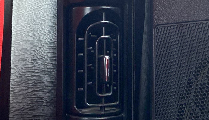 2019 Mahindra XUV500 W5 FWD, Diesel, Manual, 4,281 km, Rear AC Vents