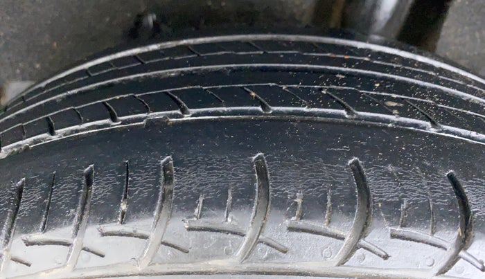 2019 Maruti Baleno DELTA 1.2 K12, CNG, Manual, 55,825 km, Left Rear Tyre Tread