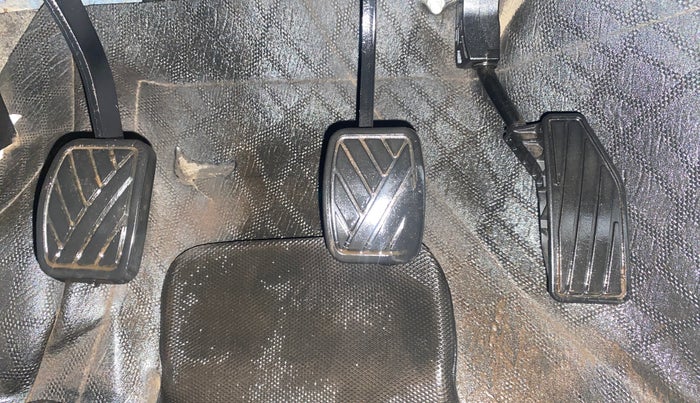 2023 Maruti FRONX DELTA PLUS 1.2MT, Petrol, Manual, 61,451 km, Pedals