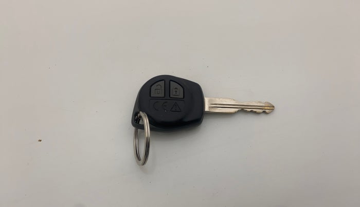 2023 Maruti FRONX DELTA PLUS 1.2MT, Petrol, Manual, 61,451 km, Key Close Up