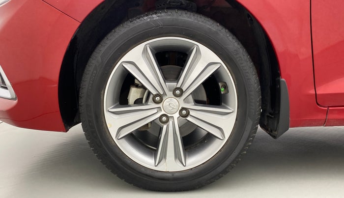 2018 Hyundai Verna 1.6 SX VTVT, Petrol, Manual, 23,456 km, Left Front Wheel