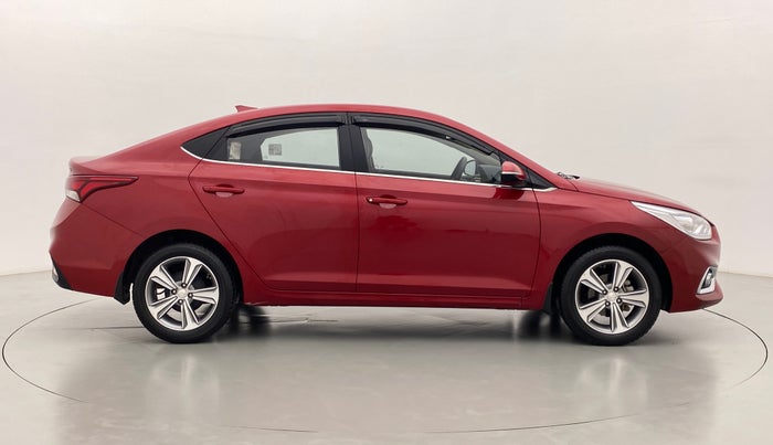 2018 Hyundai Verna 1.6 SX VTVT, Petrol, Manual, 23,456 km, Right Side View