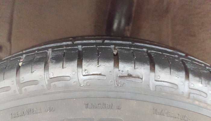 2020 Hyundai GRAND I10 NIOS SPORTZ 1.2 KAPPA VTVT, Petrol, Manual, 19,974 km, Right Rear Tyre Tread