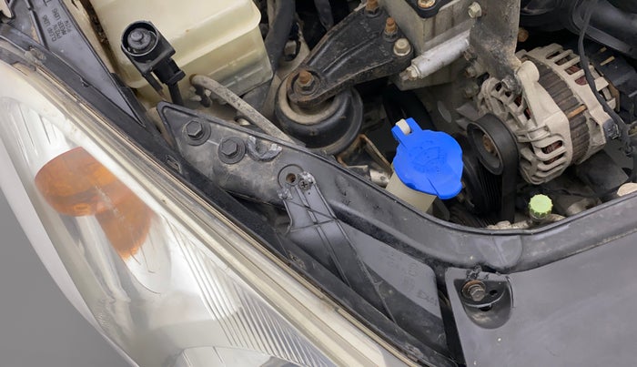 2011 Hyundai i20 SPORTZ (O) 1.2, Petrol, Manual, 56,171 km, Right headlight - Clamp has minor damage