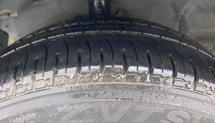 2011 Hyundai i20 SPORTZ (O) 1.2, Petrol, Manual, 56,171 km, Left Front Tyre Tread