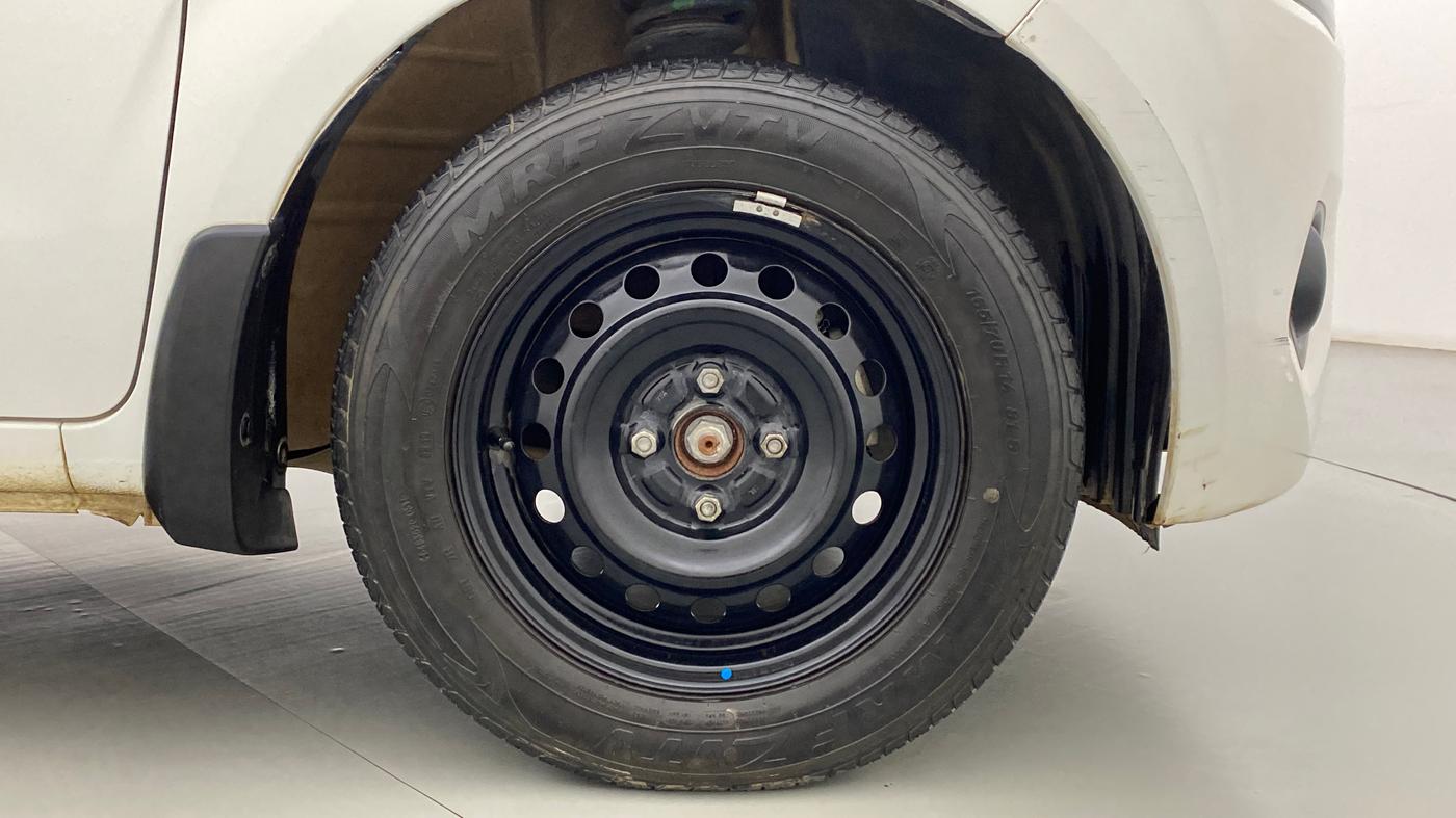 2019 Maruti New Wagon-R VXI 1.2L, Petrol, Manual, 33,407 km, Right Front Wheel