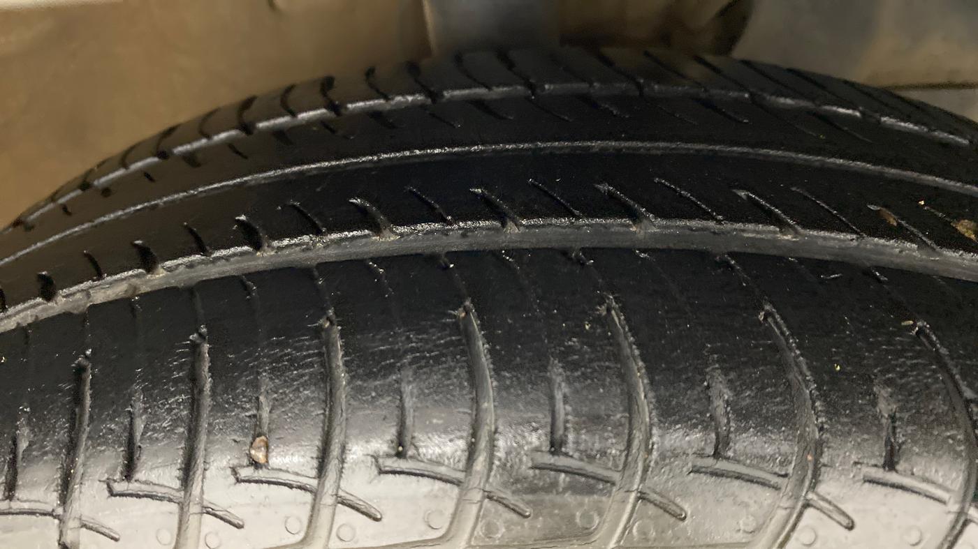 2019 Maruti New Wagon-R VXI 1.2L, Petrol, Manual, 33,407 km, Right Front Tyre Tread