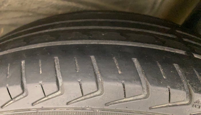 2022 Maruti New Wagon-R LXI CNG (O) 1.0, CNG, Manual, 72,759 km, Left Rear Tyre Tread