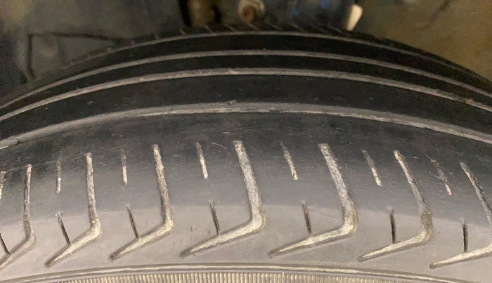 2022 Maruti New Wagon-R LXI CNG (O) 1.0, CNG, Manual, 72,759 km, Left Front Tyre Tread