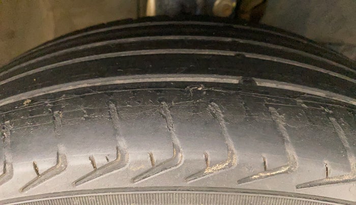 2022 Maruti New Wagon-R LXI CNG (O) 1.0, CNG, Manual, 72,759 km, Right Front Tyre Tread