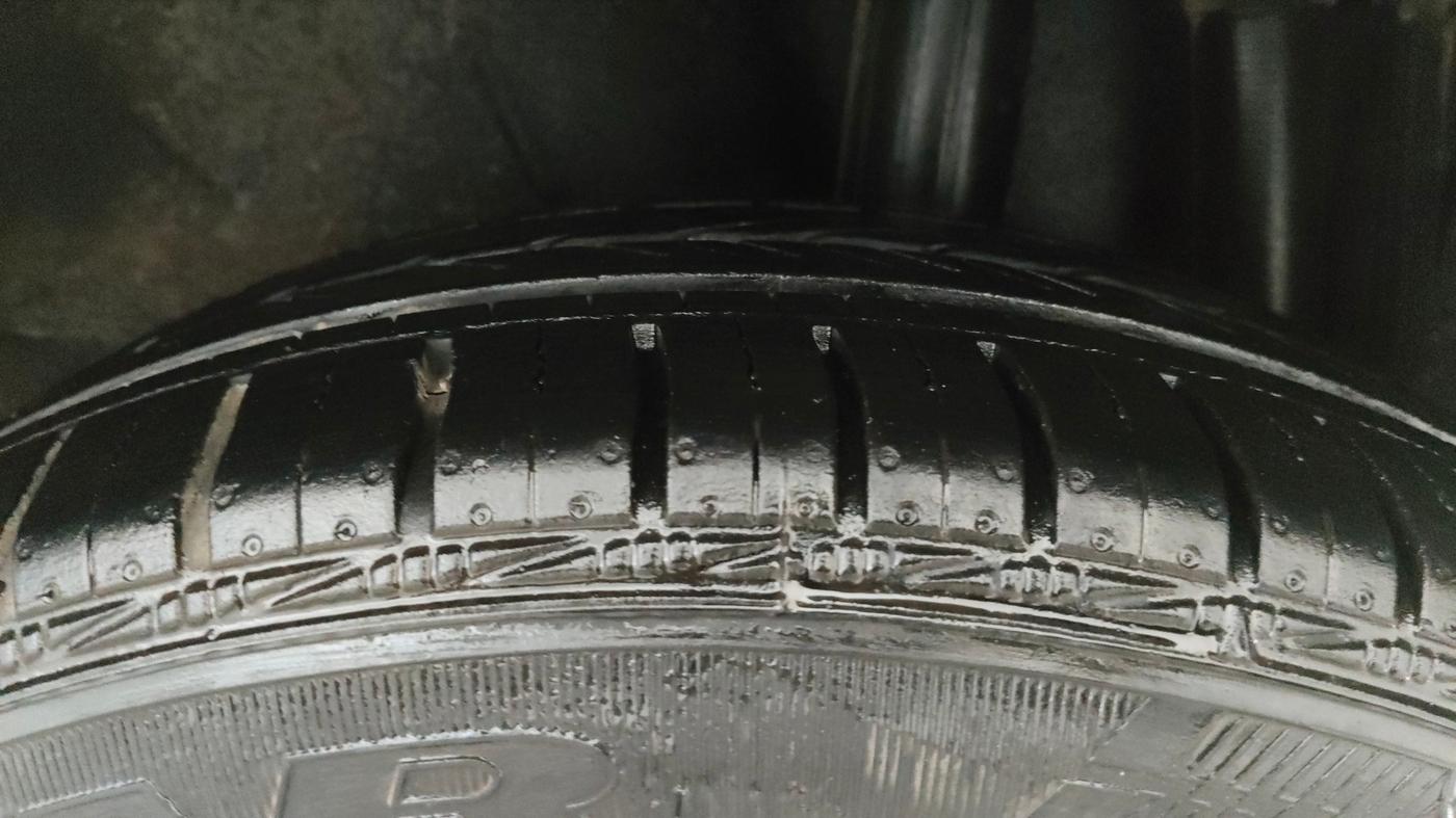 2018 Toyota YARIS V CVT, Petrol, Automatic, 74,673 km, Left Rear Tyre Tread