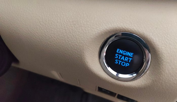 2018 Toyota YARIS V CVT, Petrol, Automatic, 74,673 km, Keyless Start/ Stop Button