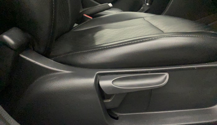 2016 Volkswagen Polo GT TSI AT, Petrol, Automatic, 94,534 km, Driver Side Adjustment Panel
