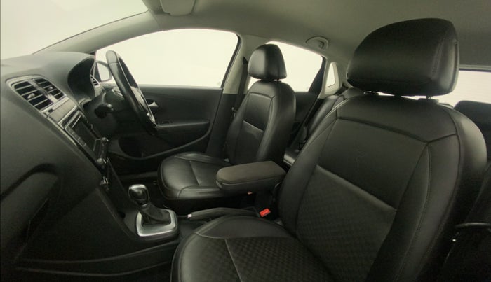 2016 Volkswagen Polo GT TSI AT, Petrol, Automatic, 94,534 km, Right Side Front Door Cabin