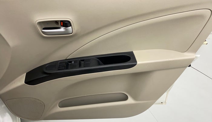 2018 Maruti Celerio VXI d, Petrol, Manual, 20,613 km, Driver Side Door Panels Control