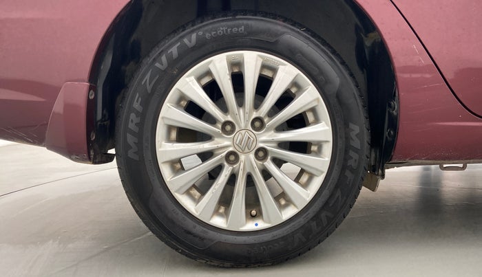 2014 Maruti Ciaz ZXI, Petrol, Manual, 51,279 km, Right Rear Wheel