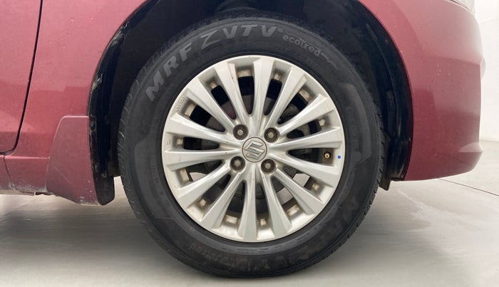 2014 Maruti Ciaz ZXI, Petrol, Manual, 51,279 km, Right Front Wheel