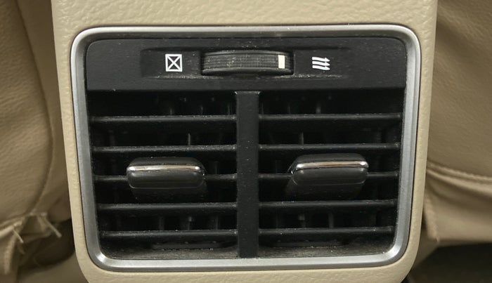 2014 Maruti Ciaz ZXI, Petrol, Manual, 51,279 km, Rear AC Vents