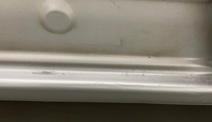 2013 Maruti Ritz VXI, Petrol, Manual, 40,162 km, Left running board - Minor scratches