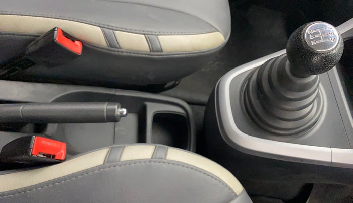 2013 Maruti Ritz VXI, Petrol, Manual, 40,162 km, Gear Lever