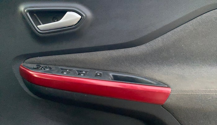 2022 Nissan MAGNITE XV RED EDITION, Petrol, Manual, 57,569 km, Driver Side Door Panels Control